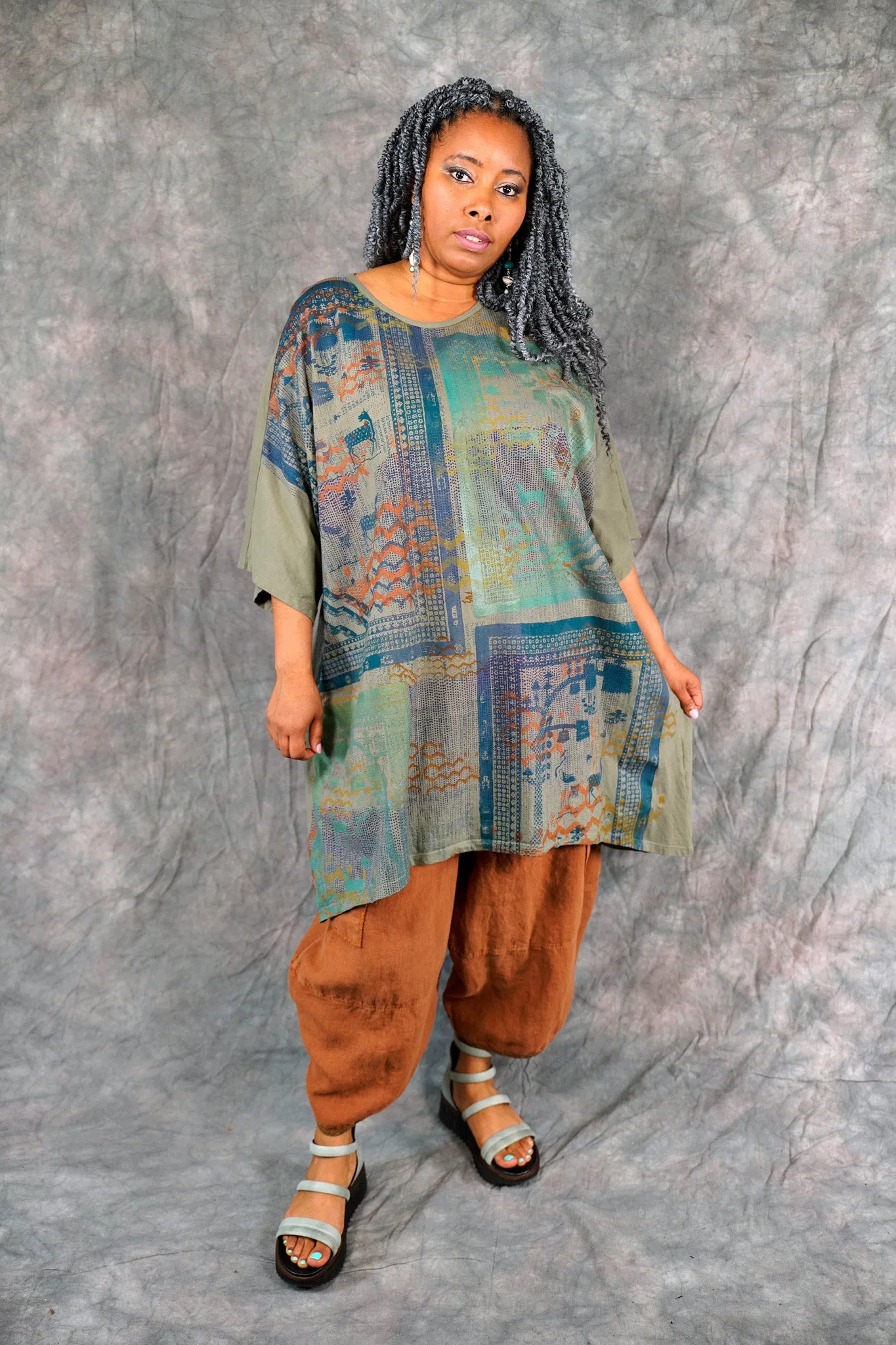 1255 Art Tee Caper-P