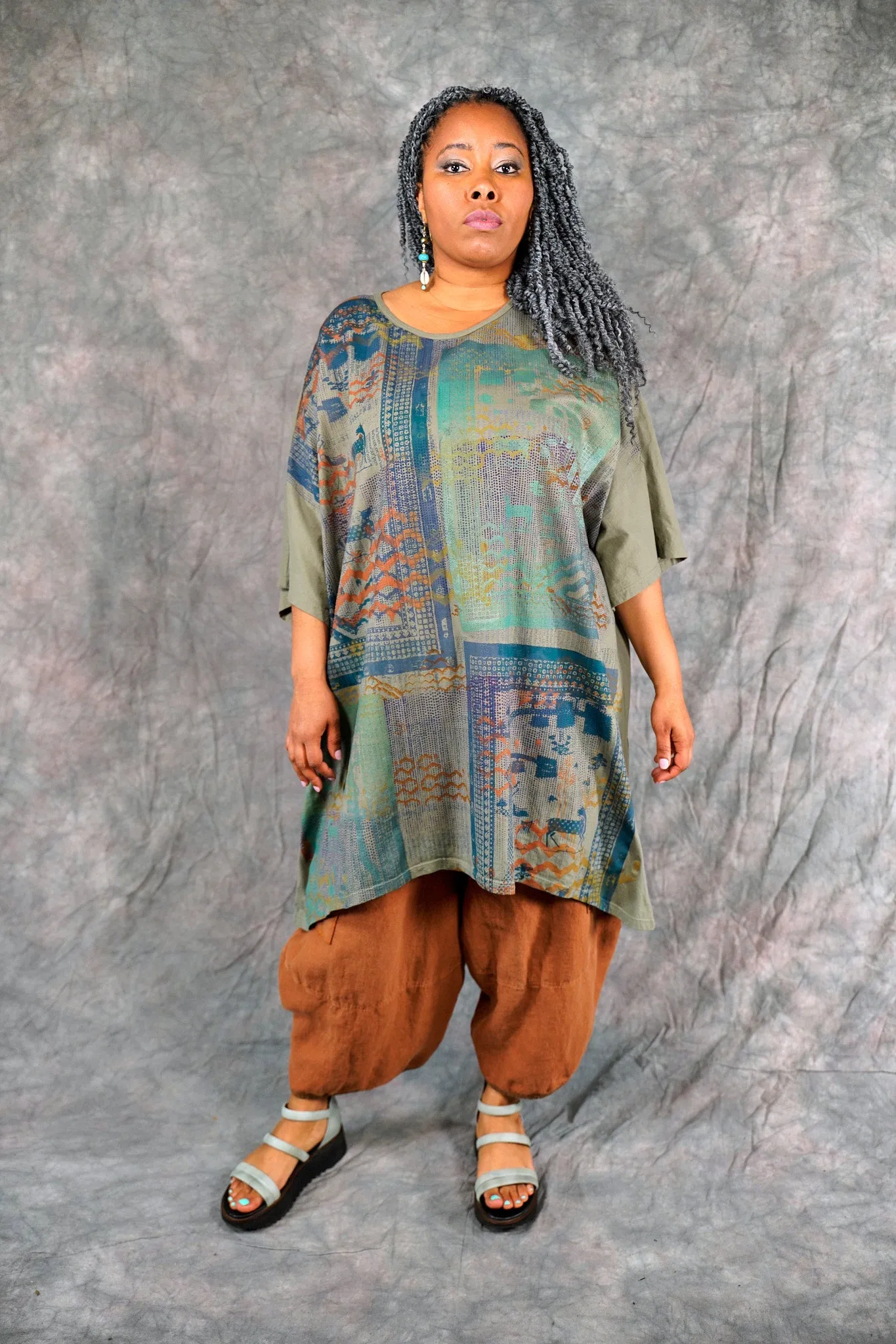 1255 Art Tee Caper-P