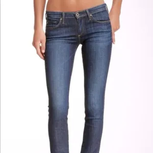 $175 Ag Adriano Goldschmied Aubrey jeans low-rise skinny straight 28 R