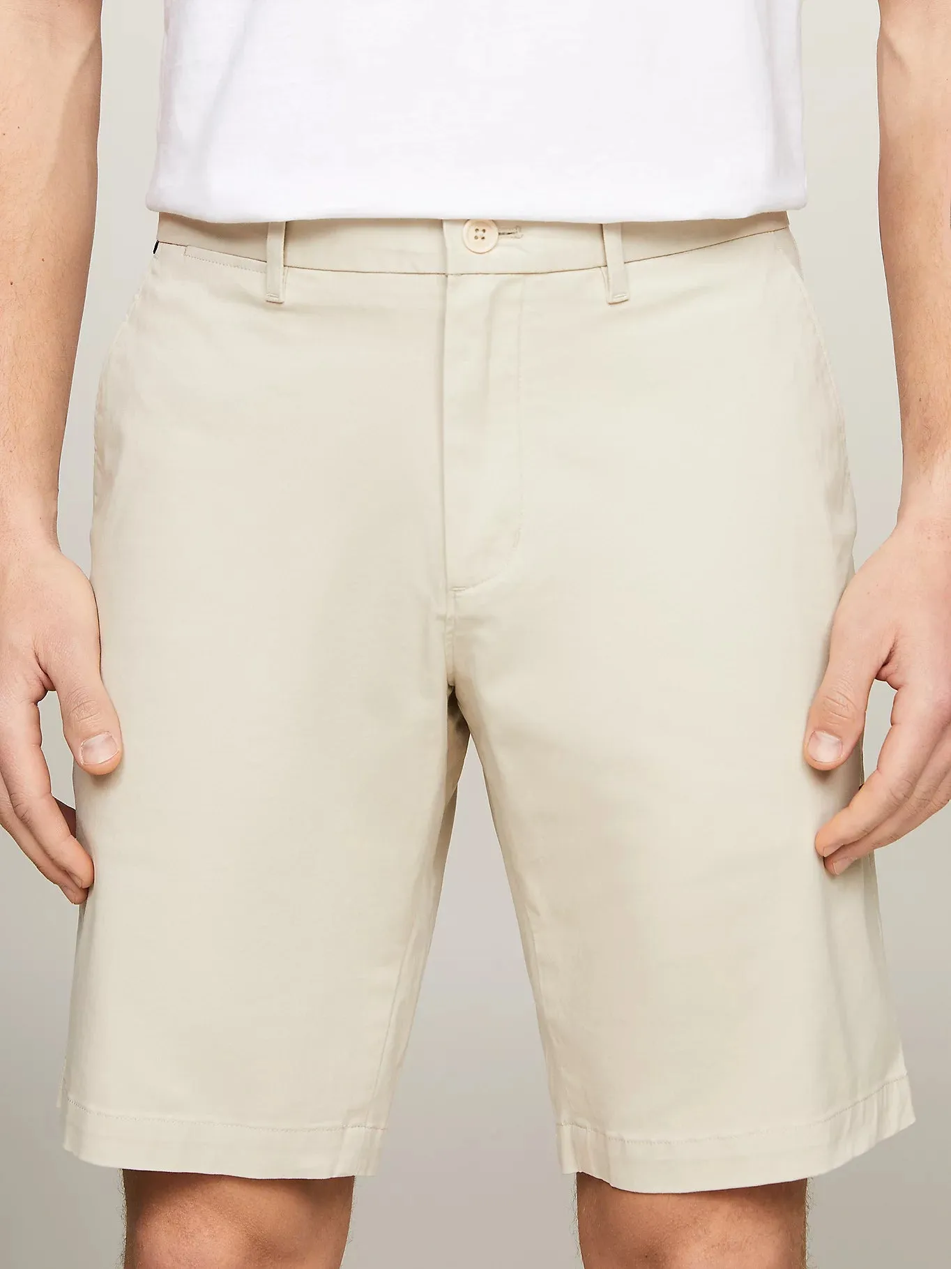 1985 Harlem Chino Shorts in Stone