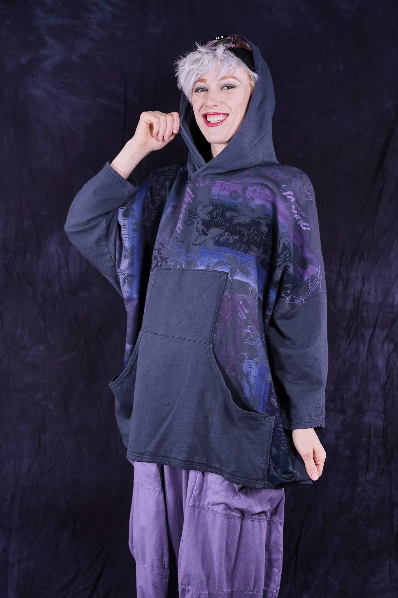 5298 Windmill Square Hoodie Nightwatch-P
