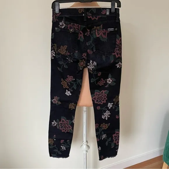 7 FOR ALL MANKIND Black Noir Roxanne Floral Print Raw-Hem Skinny Jeans EUC Sz 26