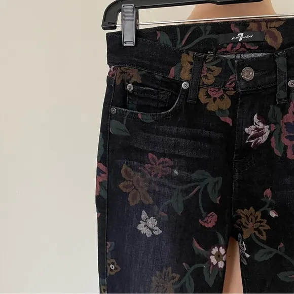 7 FOR ALL MANKIND Black Noir Roxanne Floral Print Raw-Hem Skinny Jeans EUC Sz 26
