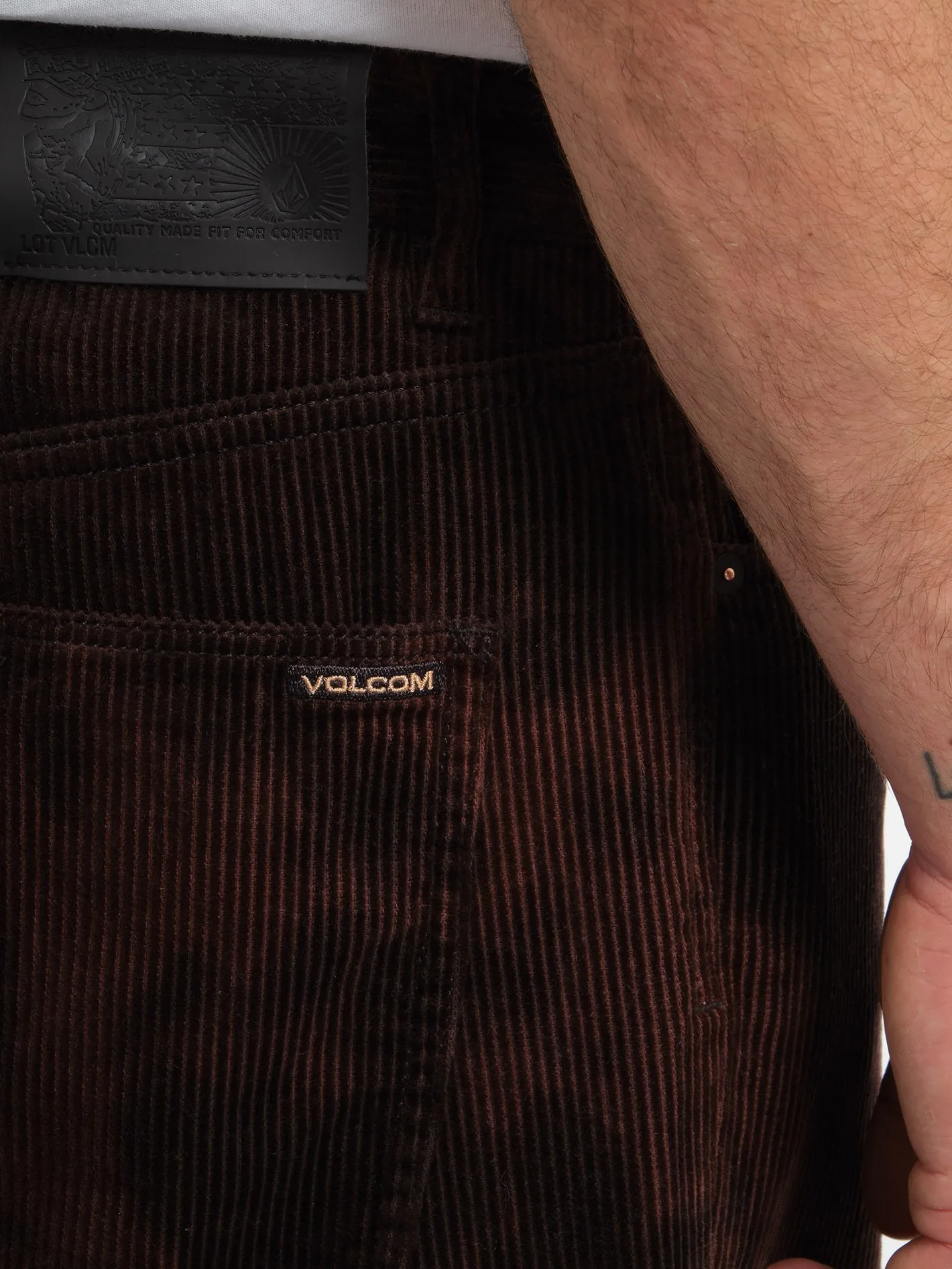 Billow Tapered Cordhose - BITTER CHOCOLATE