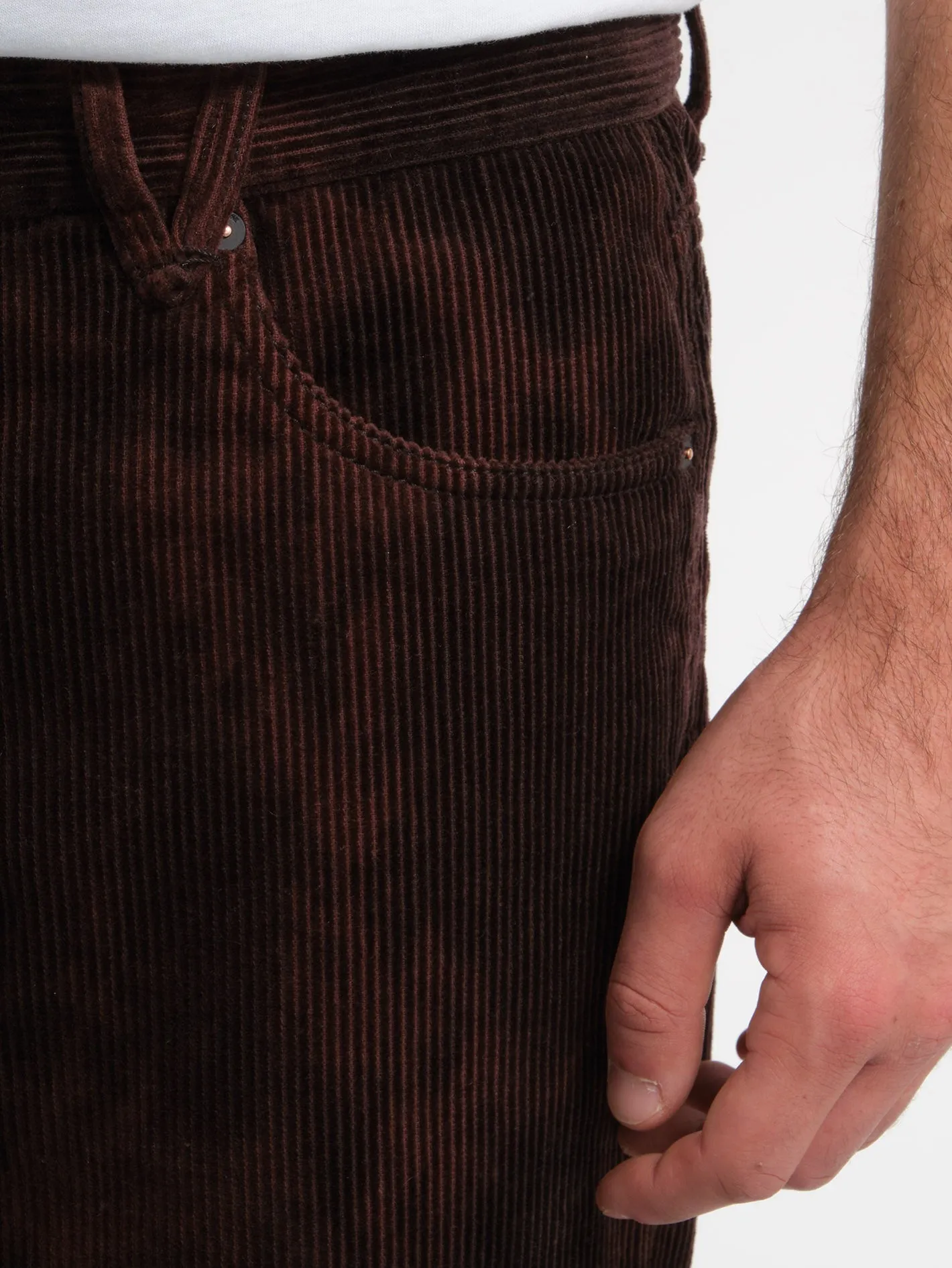 Billow Tapered Cordhose - BITTER CHOCOLATE