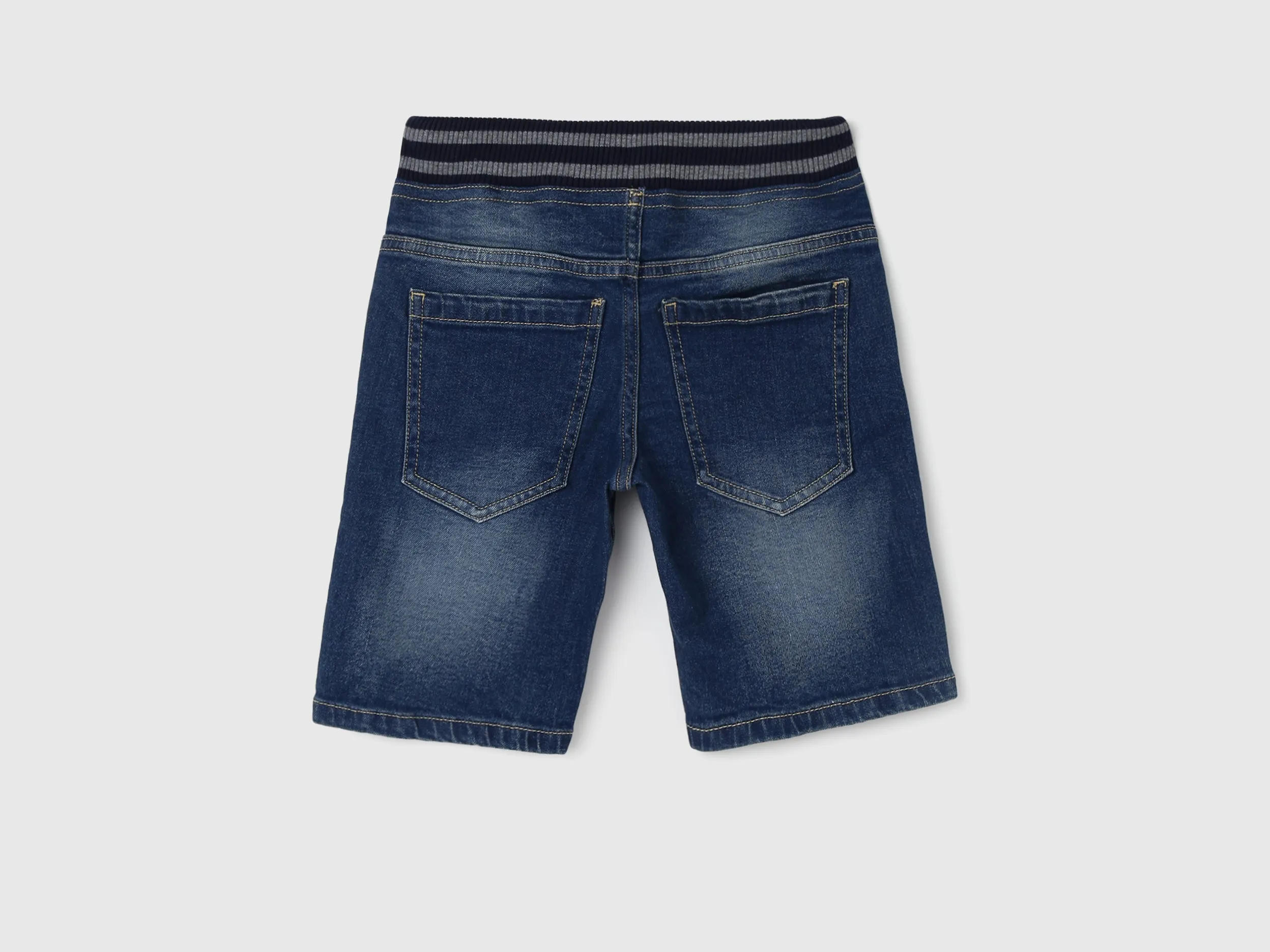 Boy's Solid Regular Fit Shorts
