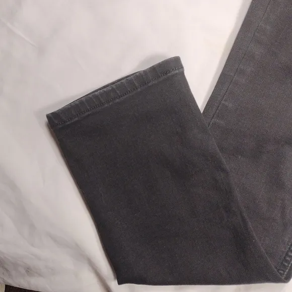 Calvin Klein Jeans women's black denim ultimate skinny jeans size 4x30