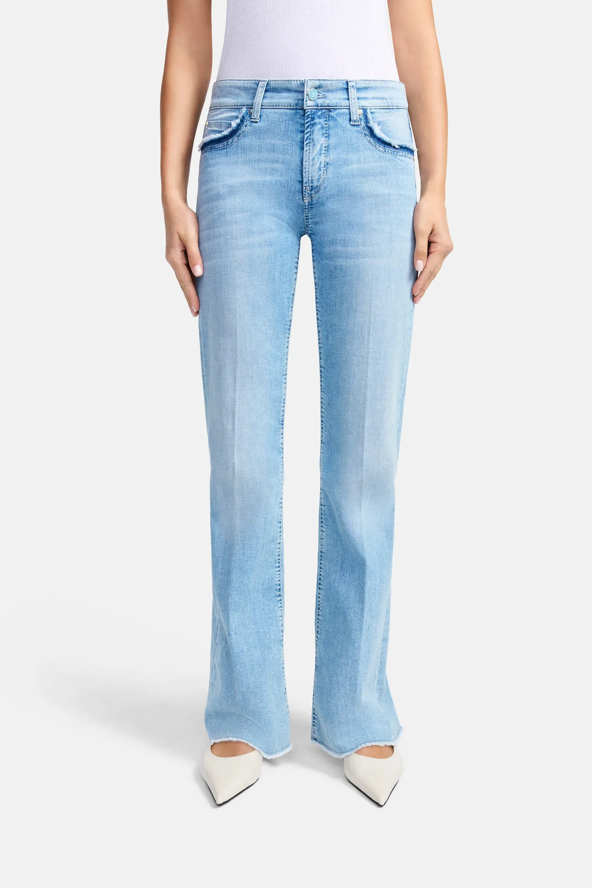Cambio Paris flare lys blå jeans med liten flare