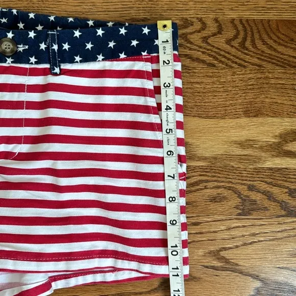 Chubbies Women’s Shorts | Medium | “The Miss Mericas” | Red, White and Blue