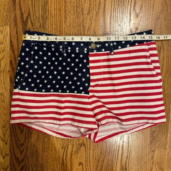 Chubbies Women’s Shorts | Medium | “The Miss Mericas” | Red, White and Blue