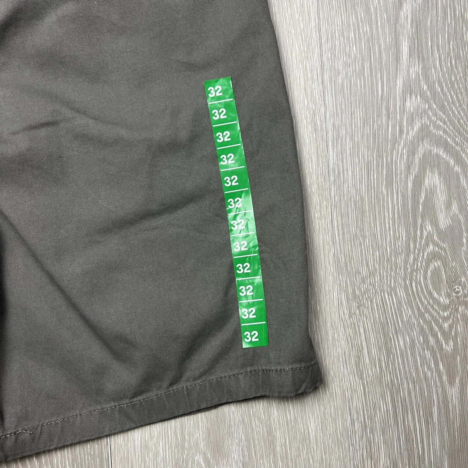 Clothing & Co Mens Regular Chino Short Size 32 (New)