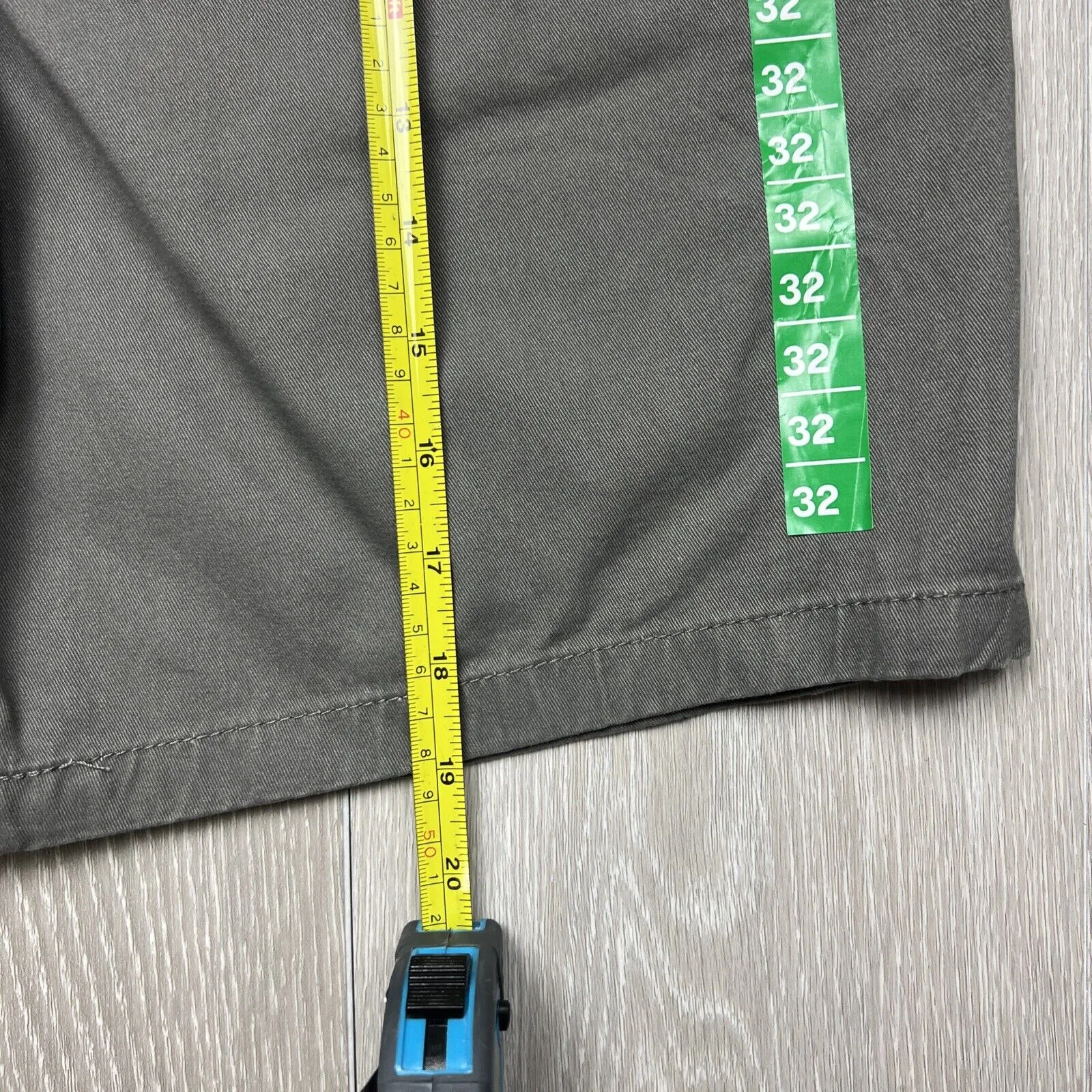 Clothing & Co Mens Regular Chino Short Size 32 (New)