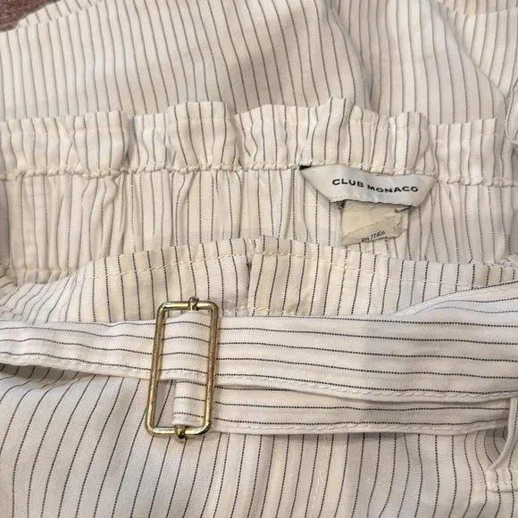 Club Monaco • Stripe Darcee Short