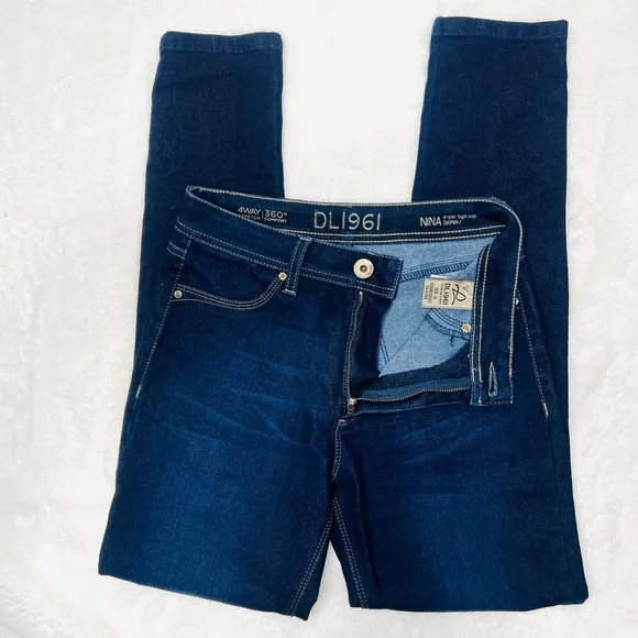 DL1961 Premium Denim Nina Super High Rise Skinny Jeans Dark Wash Size 26