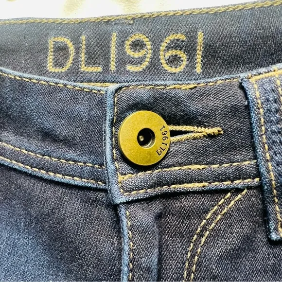 DL1961 Premium Denim Nina Super High Rise Skinny Jeans Dark Wash Size 26