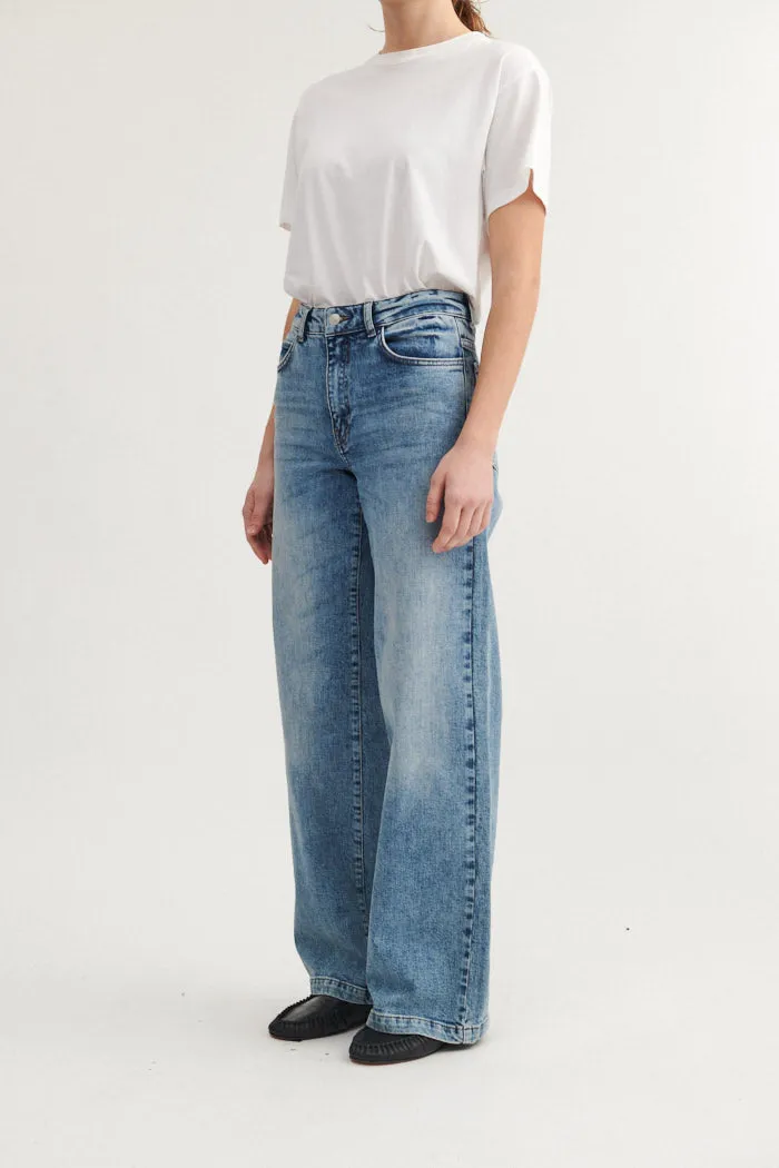 Enya Jeans - Stone washed denim