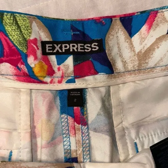 Express 2 Tropical Floral Blue Pink Beige Green Cuffed Hem Chino Shorts
