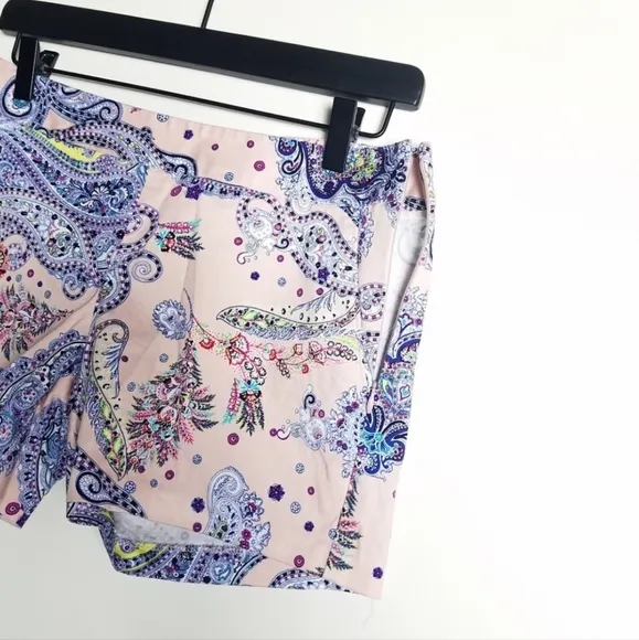 EXPRESS Paisley print Pink Chino shorts Size 0