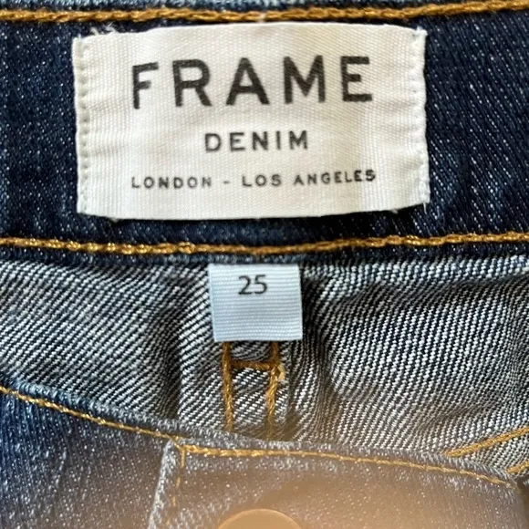 FRAME LE Cutoff Denim Cuffed Shorts in Ashcroft Wash- size 25
