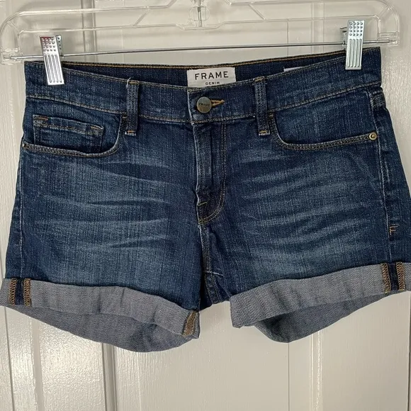 FRAME LE Cutoff Denim Cuffed Shorts in Ashcroft Wash- size 25