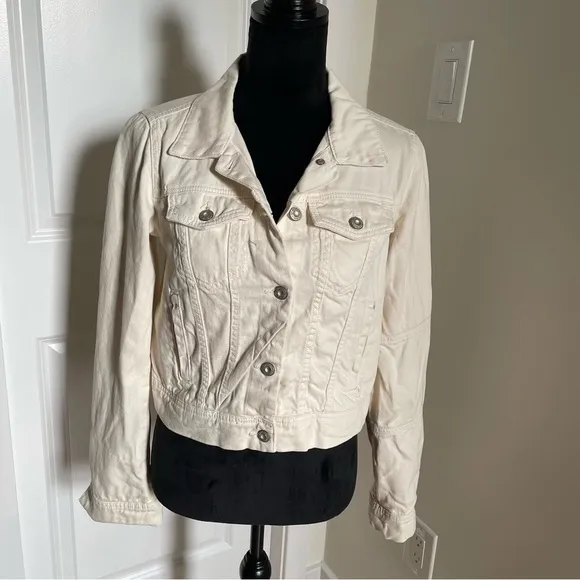 Free People Ecru White Button Up Patch Sleeve Rumors Denim Jacket Size XS