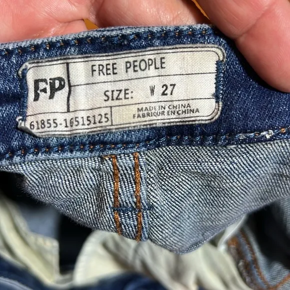 Free people mid rise, skinny jeans