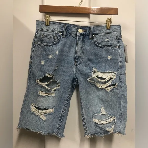 Free people We The Free mid vintage  destroyed Bermuda cut off shorts si…