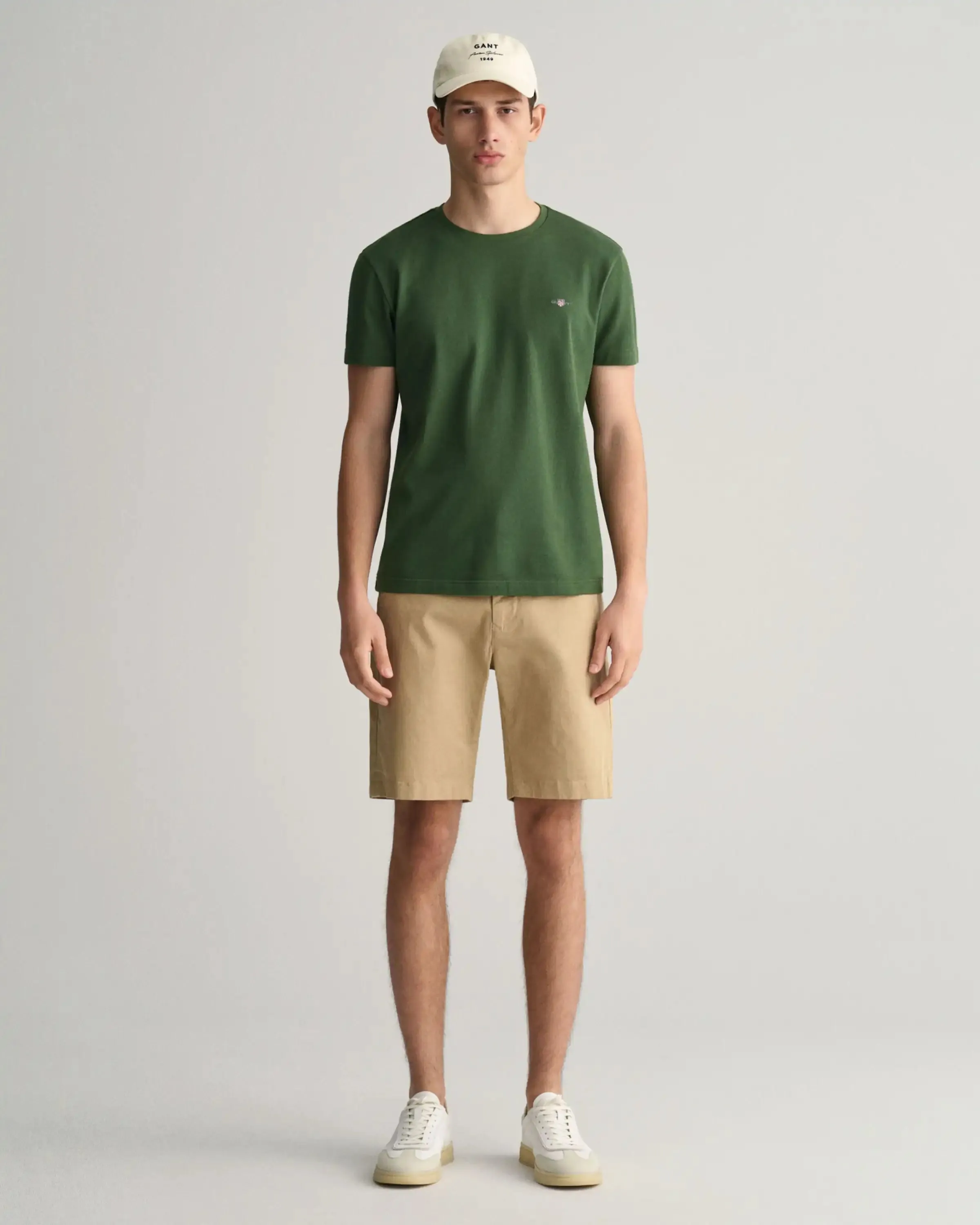 GANT Mens Slim Twill Shorts Dark Khaki
