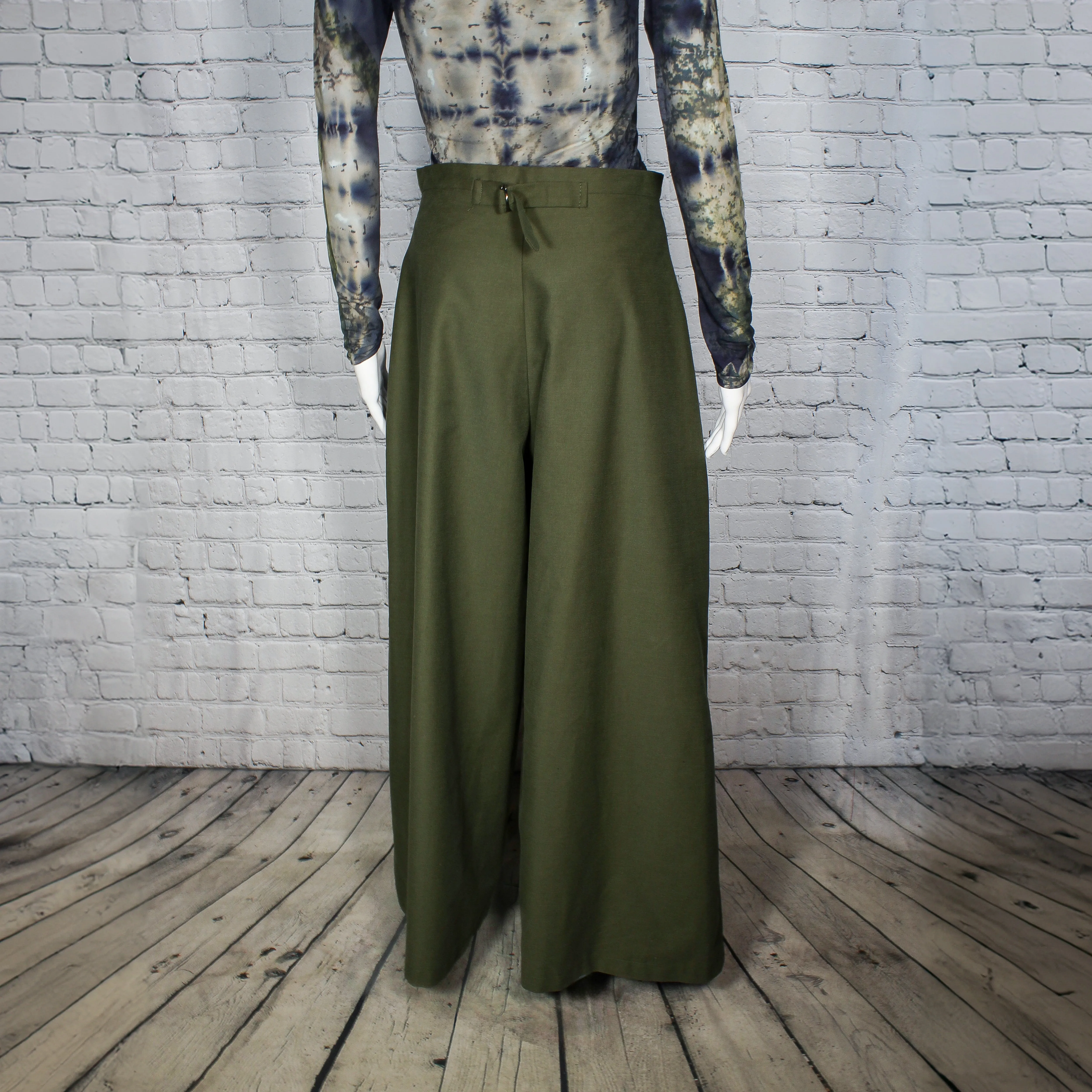 Grid Iron Pants in Olive Twill by Kim Schalk