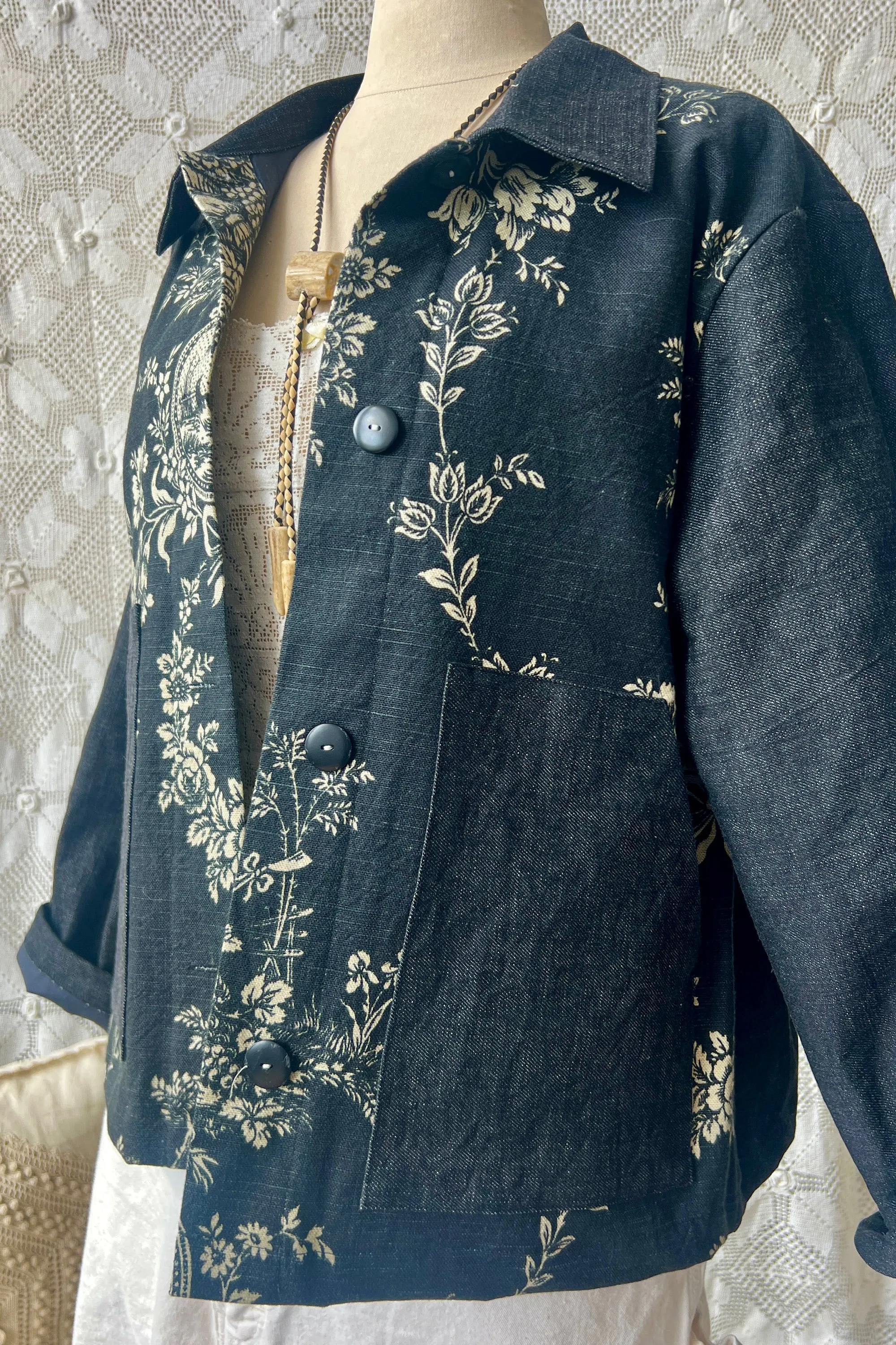 HF191 The Highlands Foundry Black Toile   Denim Utility Jacket