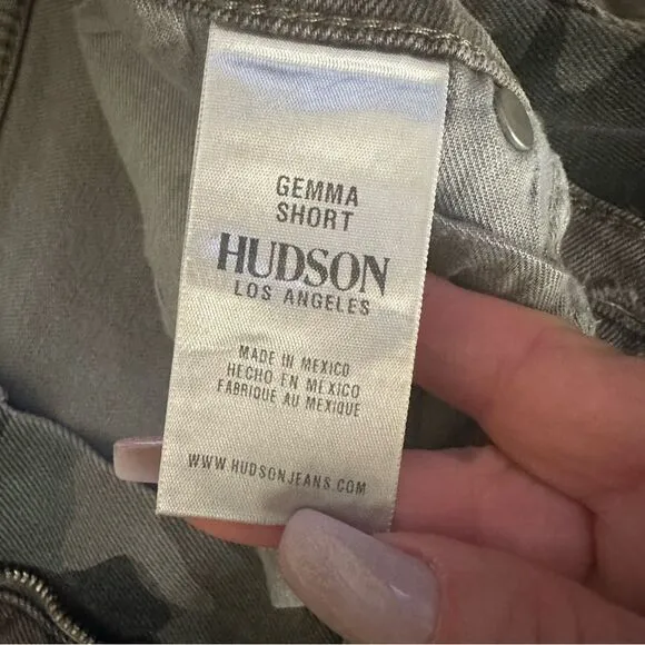 Hudson Jeans Gemma Camo Green Cut off Raw Hem Mid Rise Shorts 30