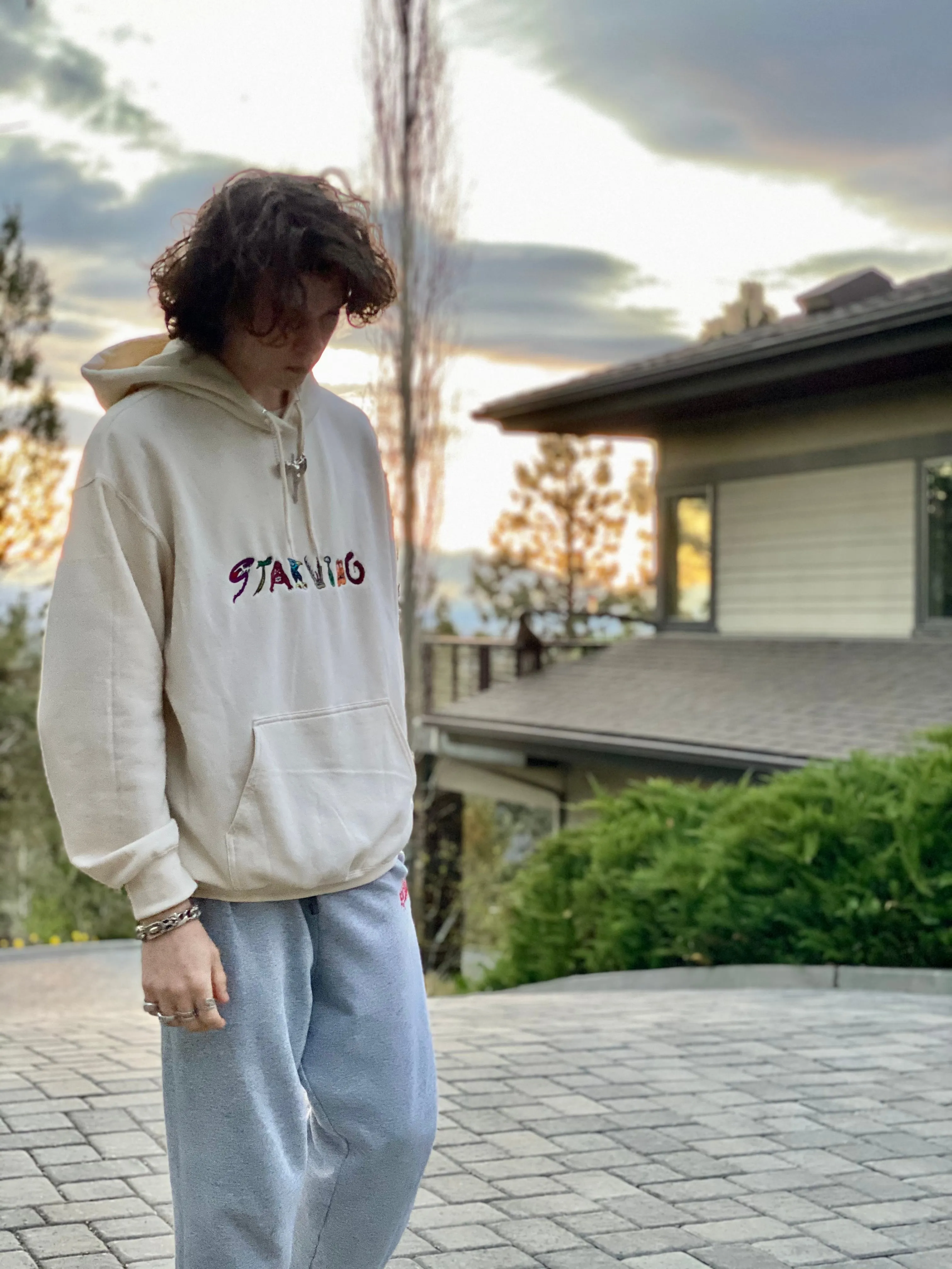 HUNGRY logo hoodie