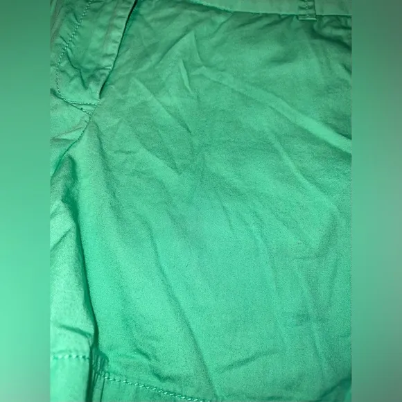J. Crew 100% Cotton Broken-in Chino Shorts Kelly Green Size 8