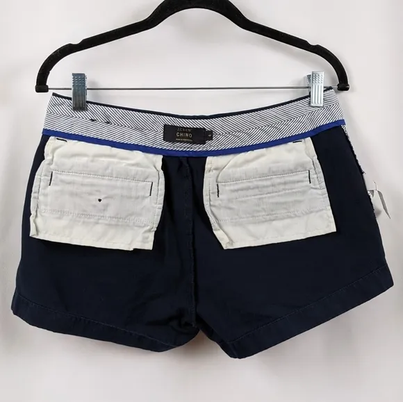J. Crew Chino Shorts Flat Front Classic Preppy Cotton Blue 2.5&quot; inseam size 4