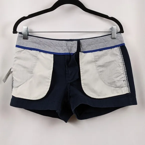 J. Crew Chino Shorts Flat Front Classic Preppy Cotton Blue 2.5&quot; inseam size 4