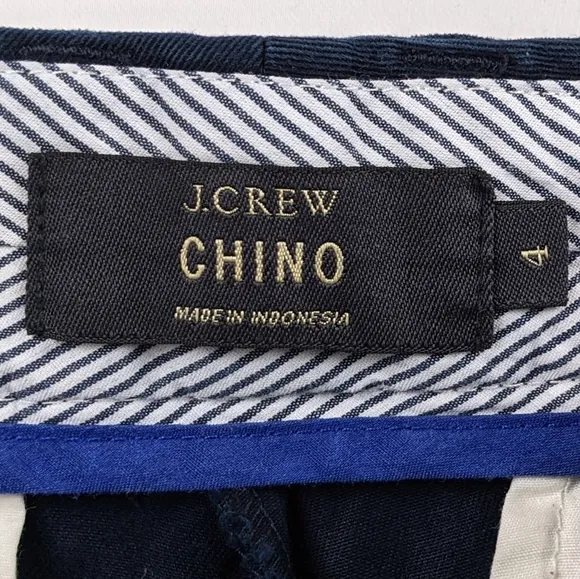 J. Crew Chino Shorts Flat Front Classic Preppy Cotton Blue 2.5&quot; inseam size 4
