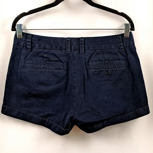 J. Crew Chino Shorts Flat Front Classic Preppy Cotton Blue 2.5&quot; inseam size 4
