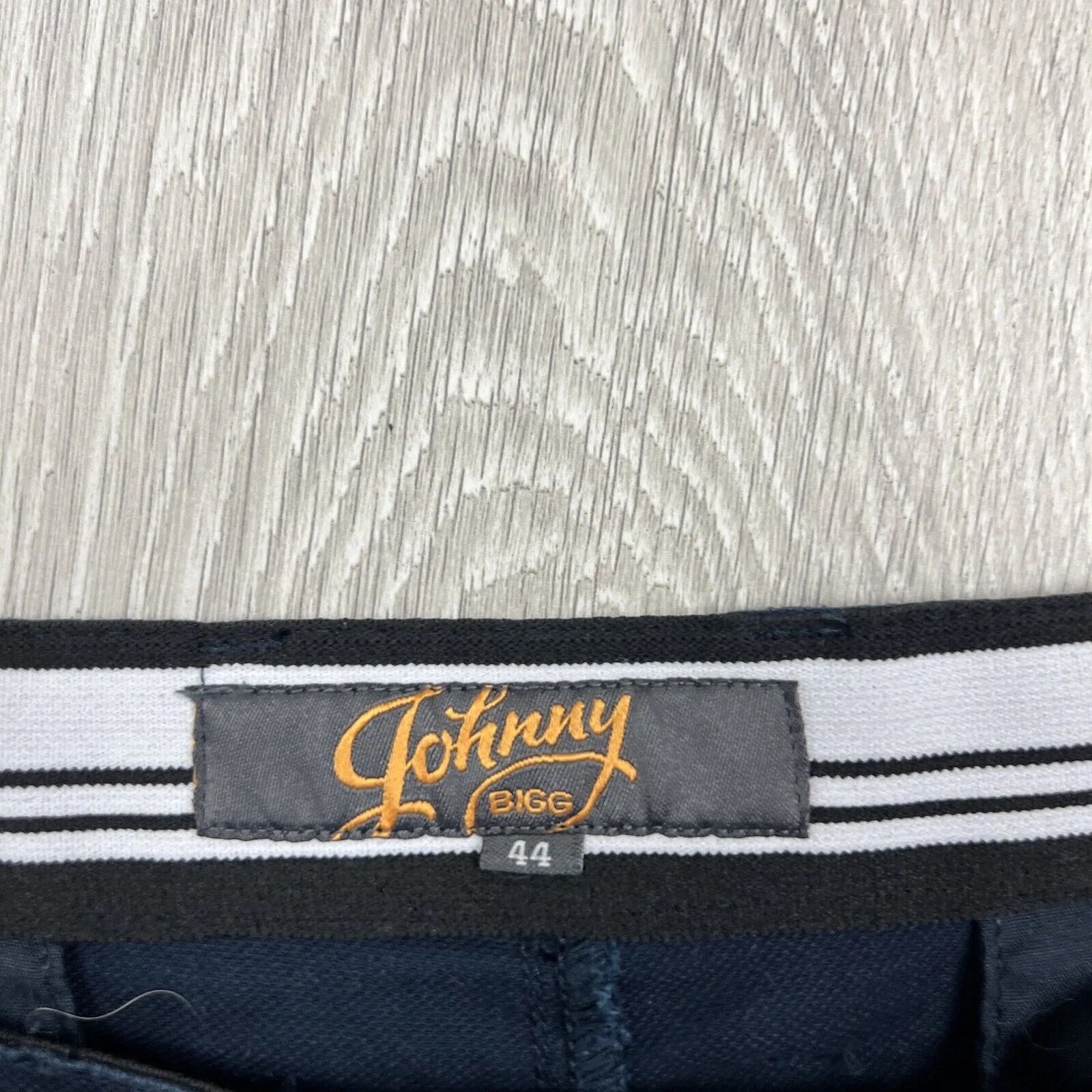 Johnny Bigg Mens Chino Shorts Size 44