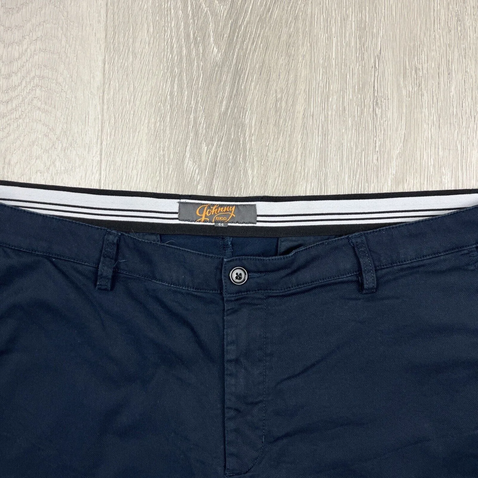 Johnny Bigg Mens Chino Shorts Size 44