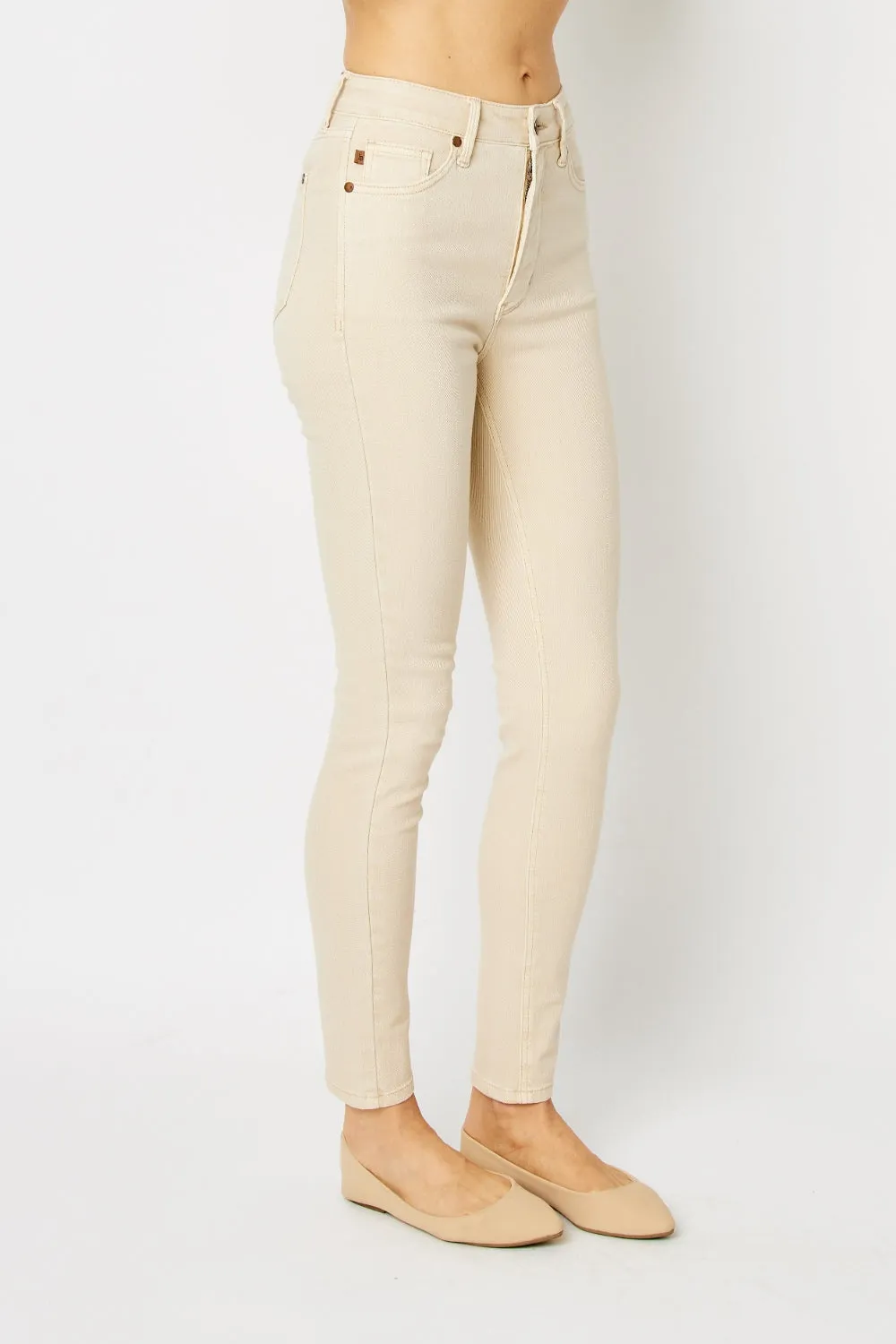 Judy Blue Garment Dyed Ivory Tummy Control Jeans Sizes 1-24W