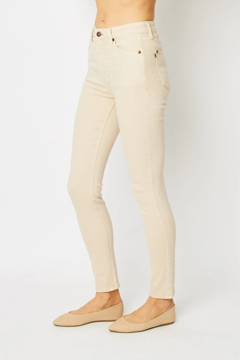 Judy Blue Garment Dyed Ivory Tummy Control Jeans Sizes 1-24W