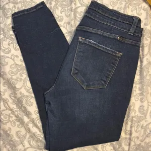 KanCan- Signature Kurvy Mid-rise Ankle Skinny Jeans