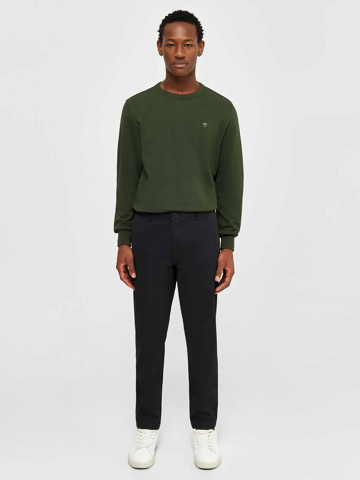 KNOWLEDGE COTTON APPAREL Luca Slim Twill Chino Pants black jet