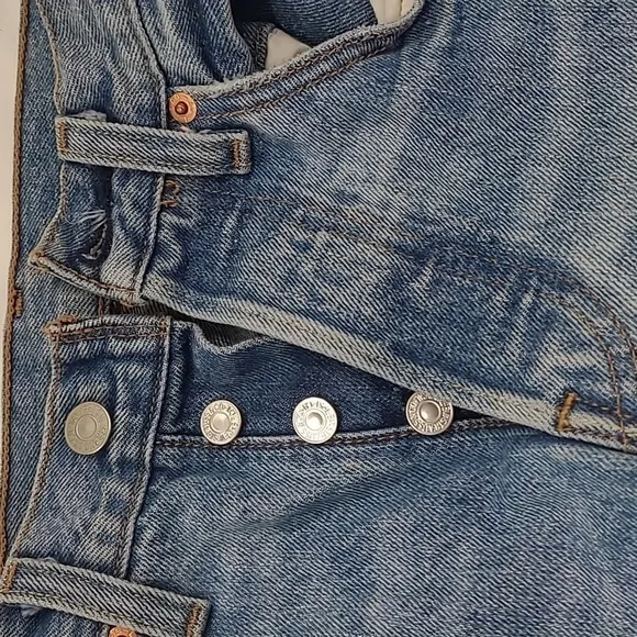 LEVIS® 501 Skinny Cropped Jeans - Button Fly Distressed – 100% Cotton W26 / L28