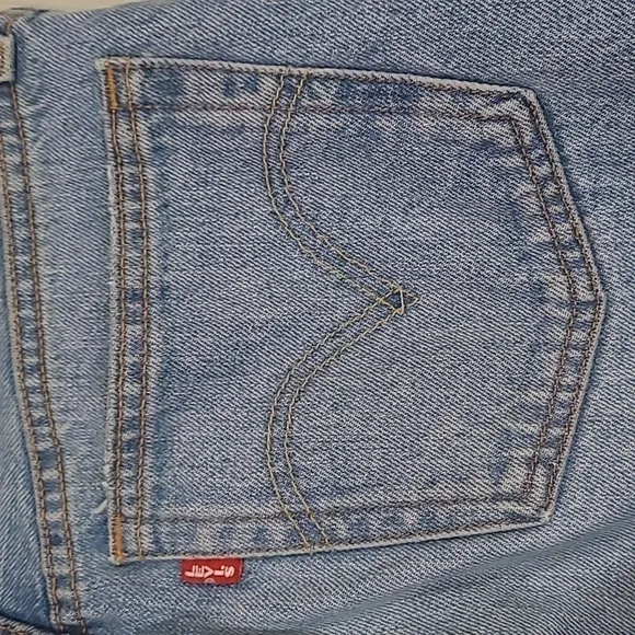 LEVIS® 501 Skinny Cropped Jeans - Button Fly Distressed – 100% Cotton W26 / L28