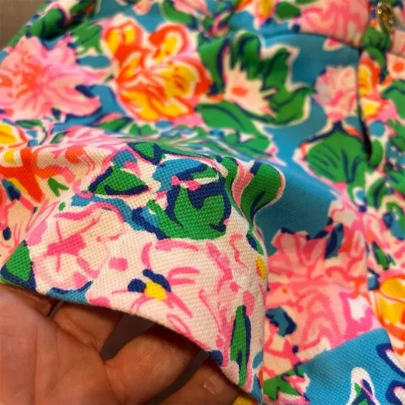 Lilly Pulitzer Women's Pink Chino Shorts 6 Floral Multicolor Summer Casual