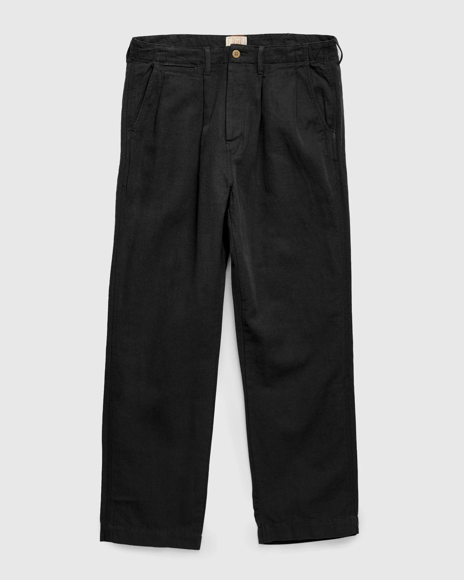 Linen Pleated Chino in Faded Black