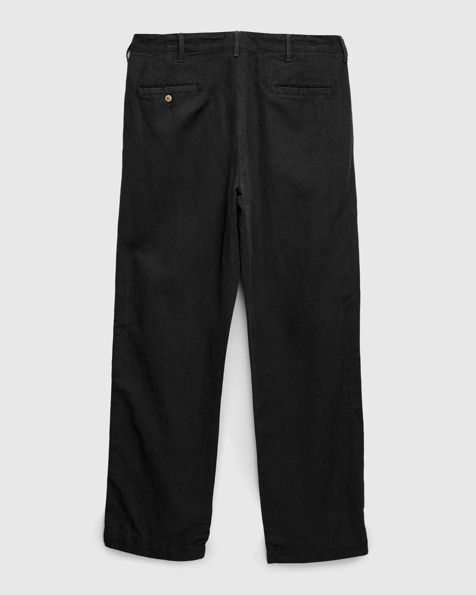Linen Pleated Chino in Faded Black