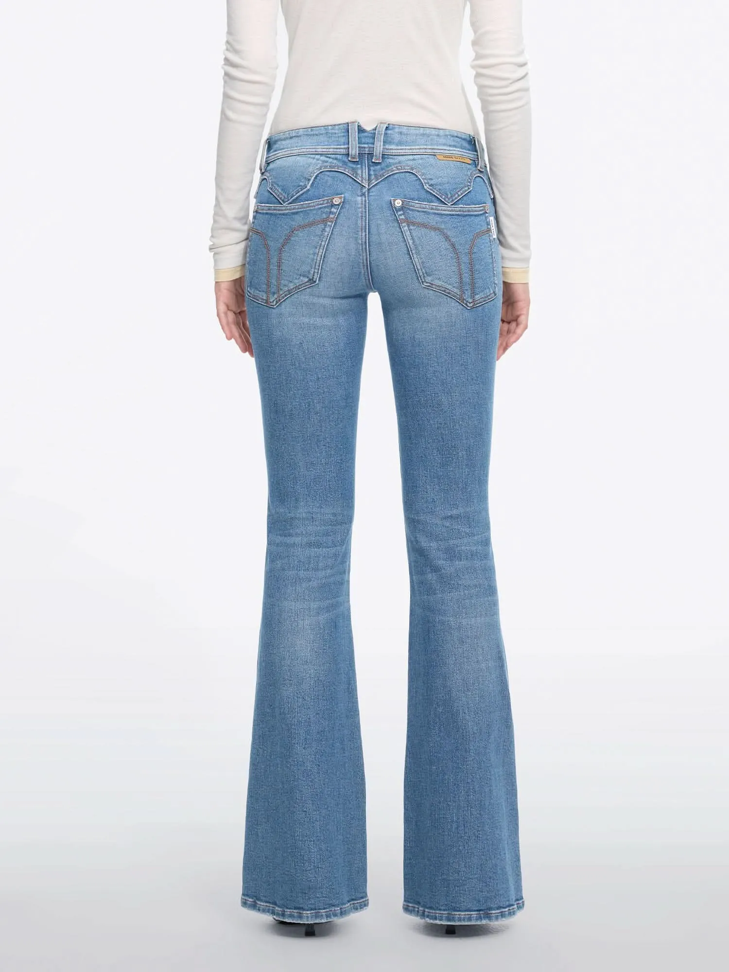 Low-Rise Flared Jeans-BELLA