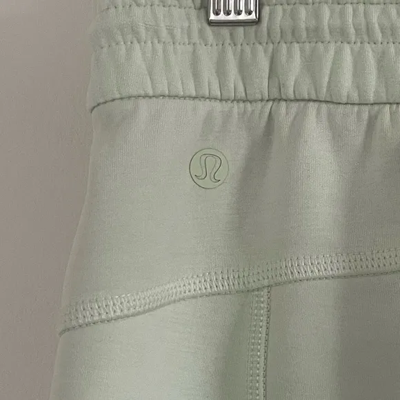 Lululemon Softstreme High-Rise Short 4&quot;Kohlrabi Light Mint Green